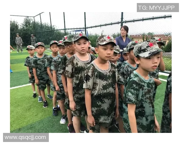 哥哥我想做足球场的球星梦想起航成就辉煌未来